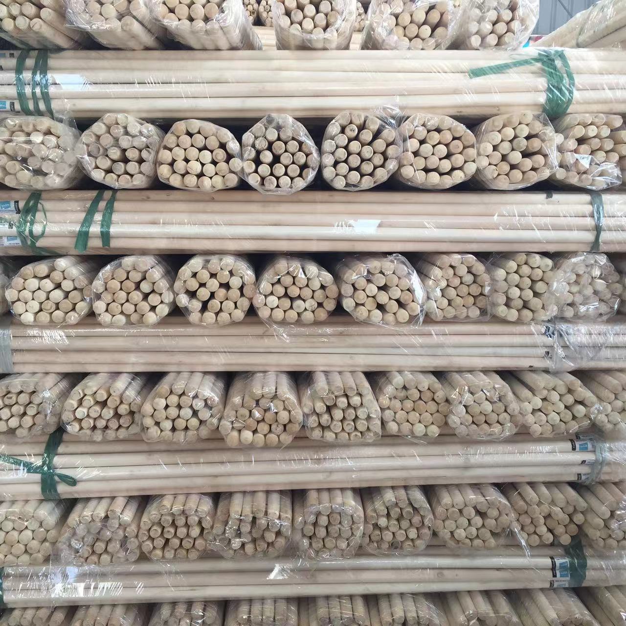 Factory Directly Supply Wooden Broom Handle With Italian Thread