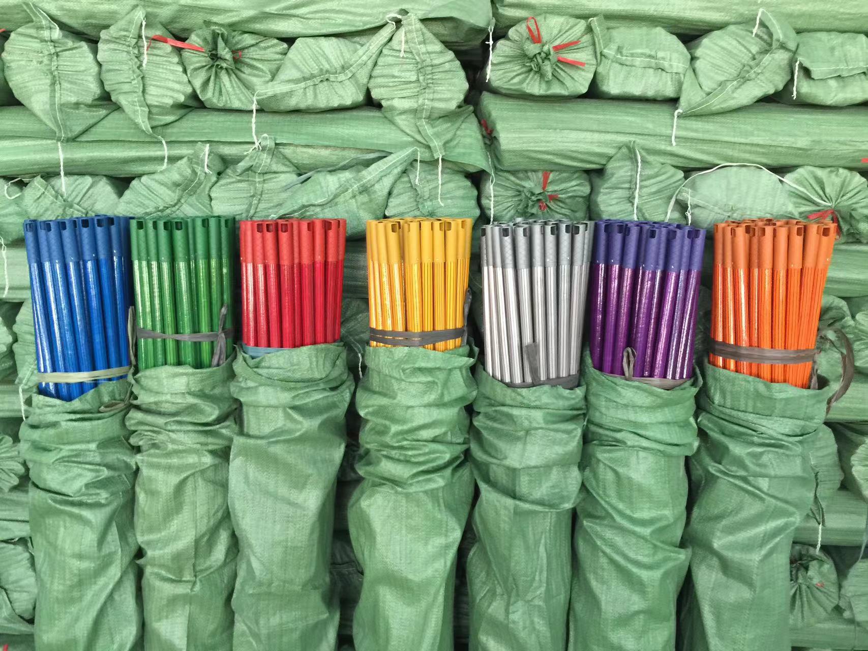 Hot Selling PVC Coated Wooden Broom Handle